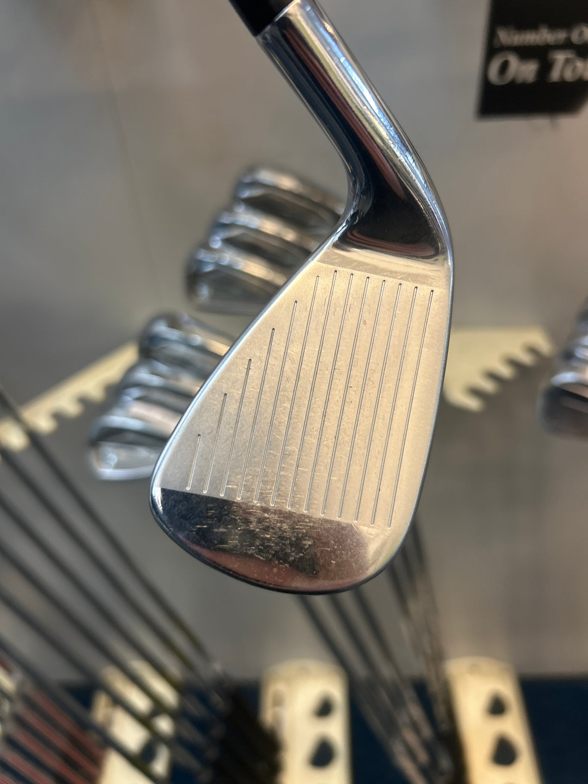 Wilson Staff D9 (4-PW) (STIFF FLEX)