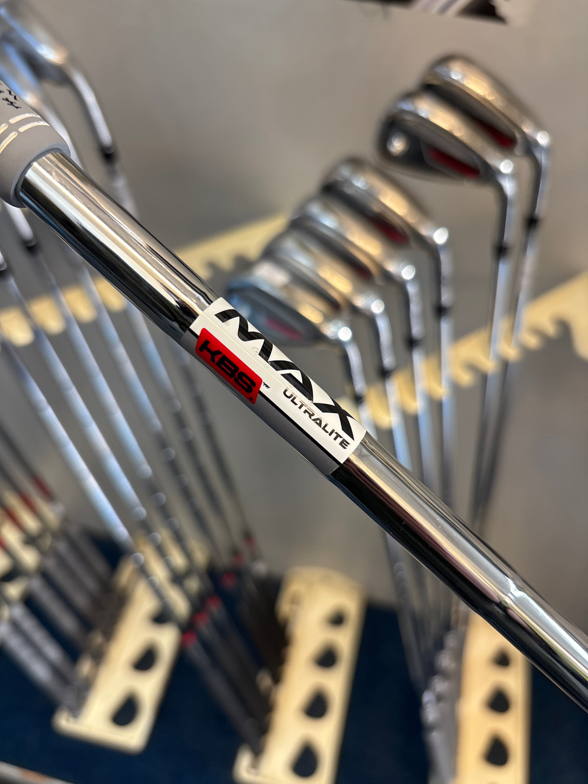 Wilson Staff Dynapwr (5-PW+GAP) (Regular Flex)