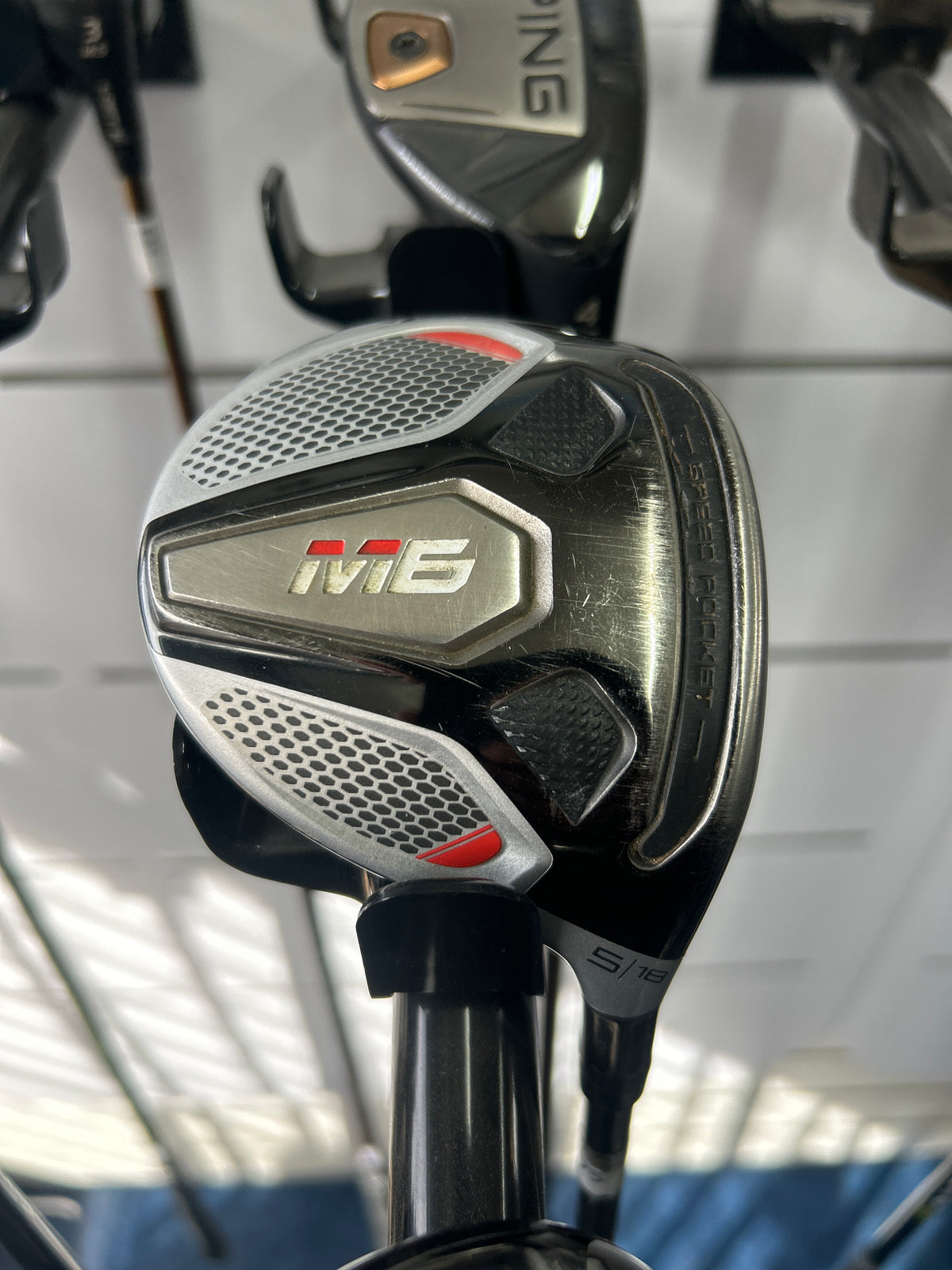 Taylormade M6 18 Degree / 5 Wood (REGULAR FLEX)