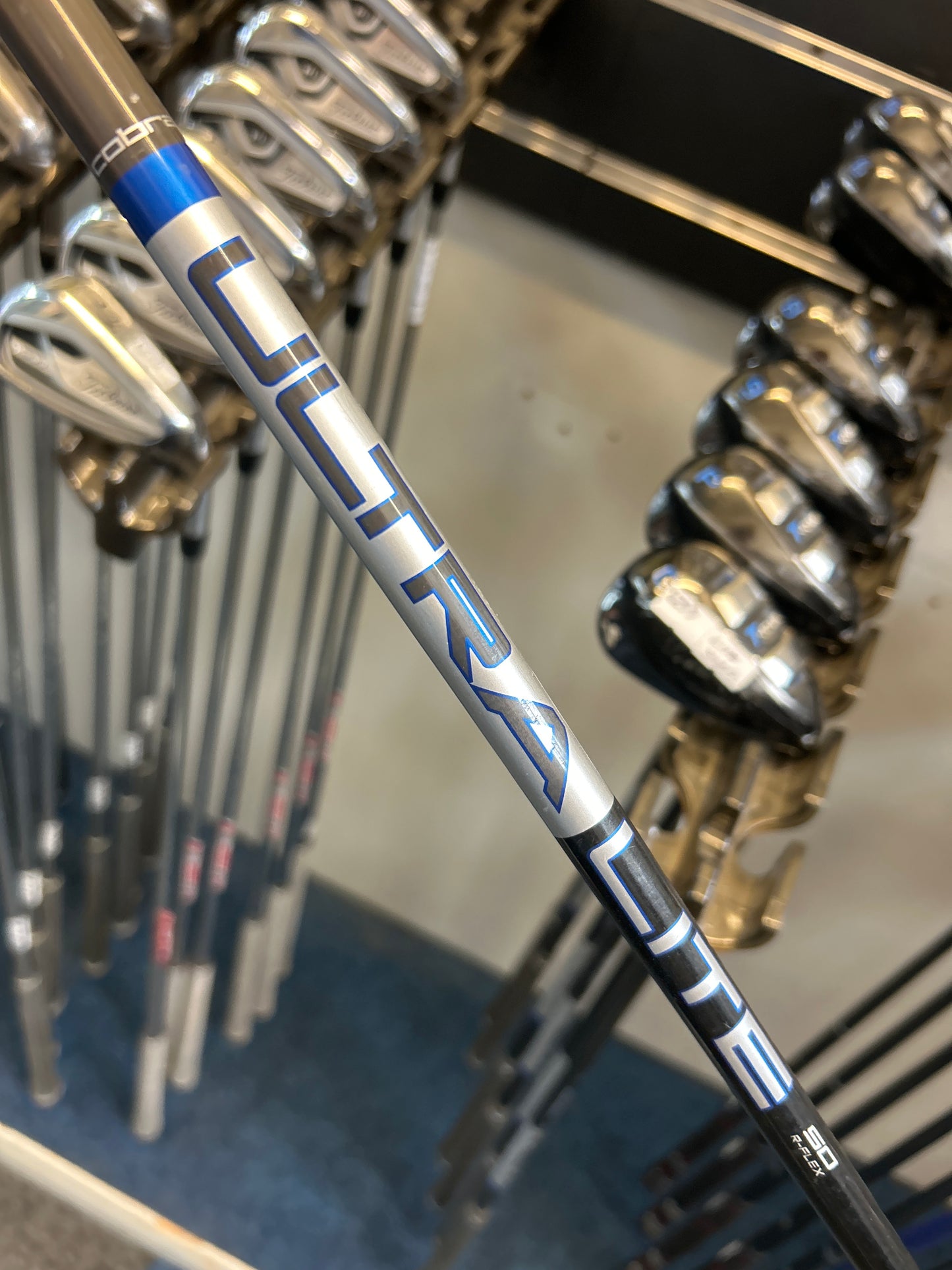 COBRA T RAIL HYBRID IRONS (5-PW+GAP) (LITE REGULAR GRAPHITE FLEX)