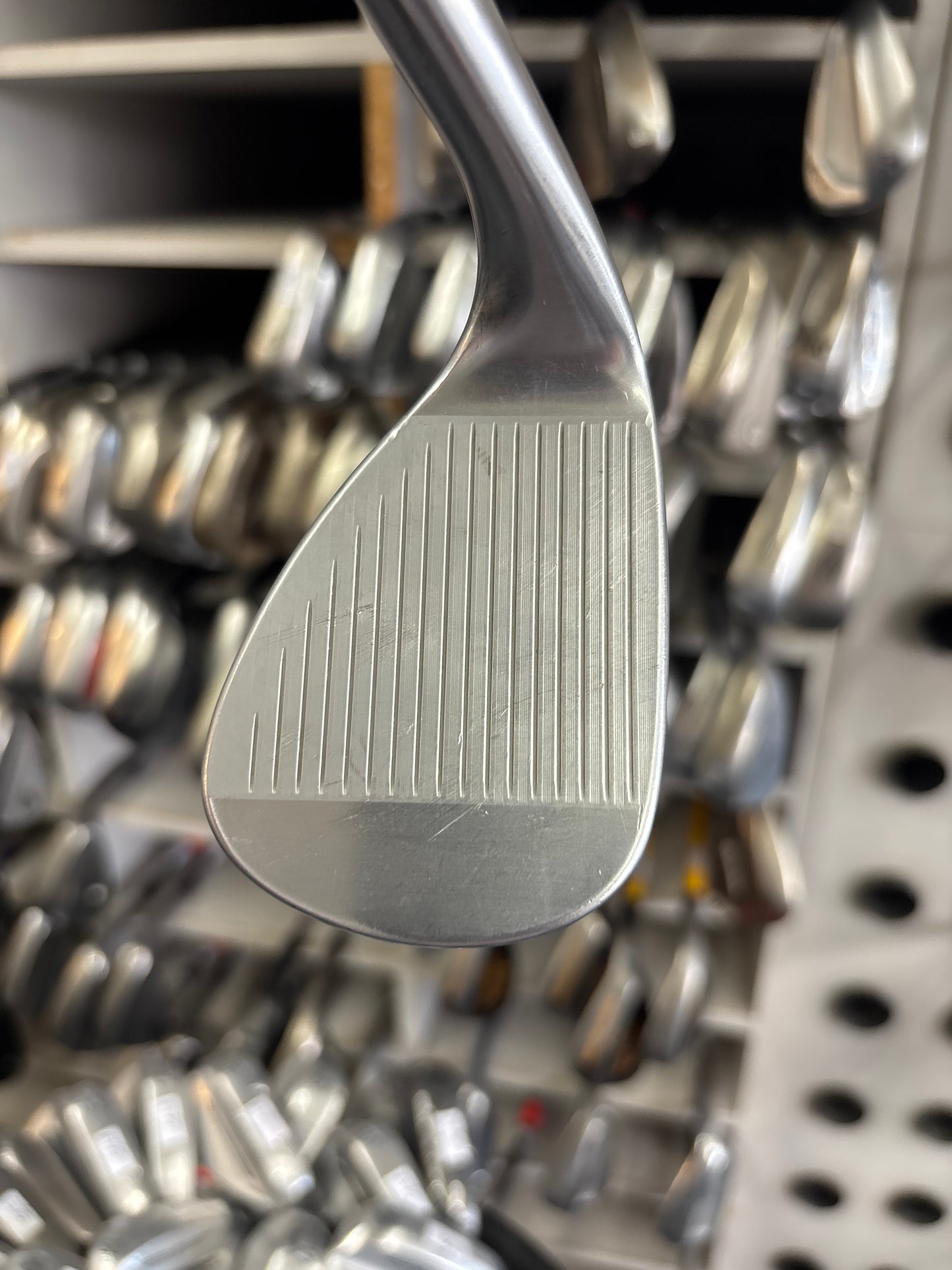 TITLEIST VOKEY SM9 58” DEGREE (08 DEGREES OF BOUNCE)