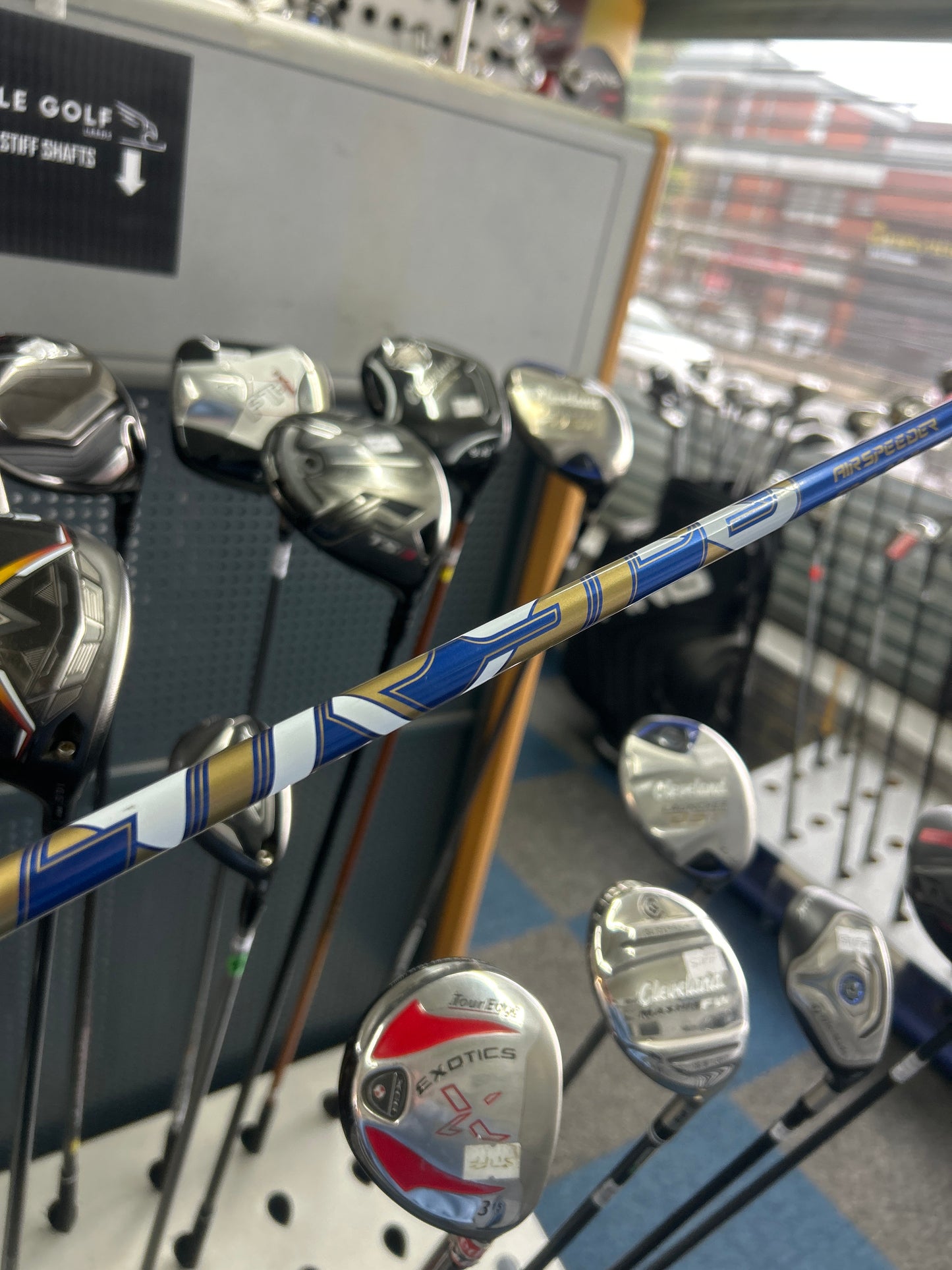 Taylormade QI35 10.5 Degree (Europe Ryder Cup Edition)  (STIFF FLEX)