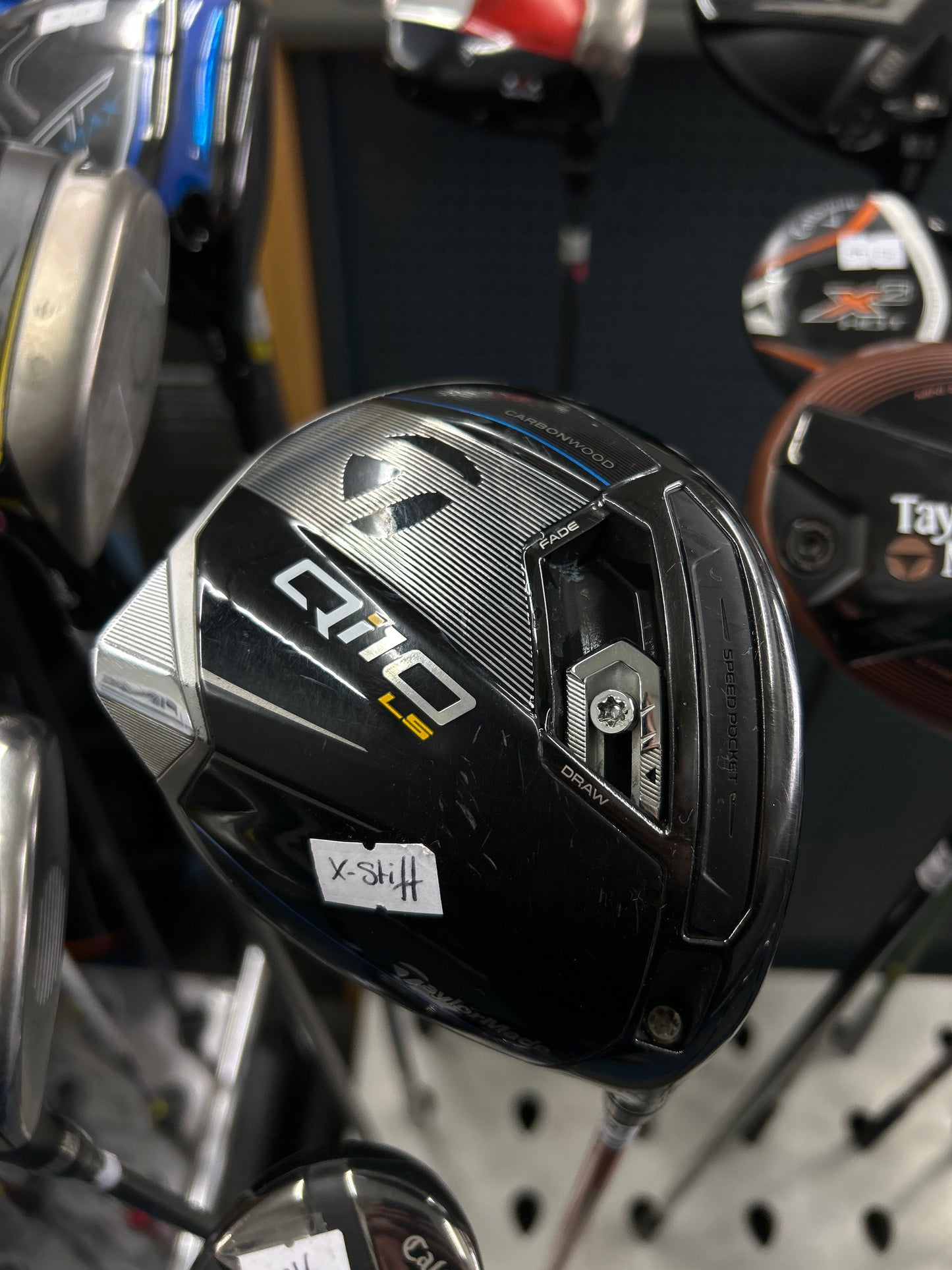 QI10 LS 10.5 DEGREE (X STIFF FLEX) (UPGRADED SHAFT)