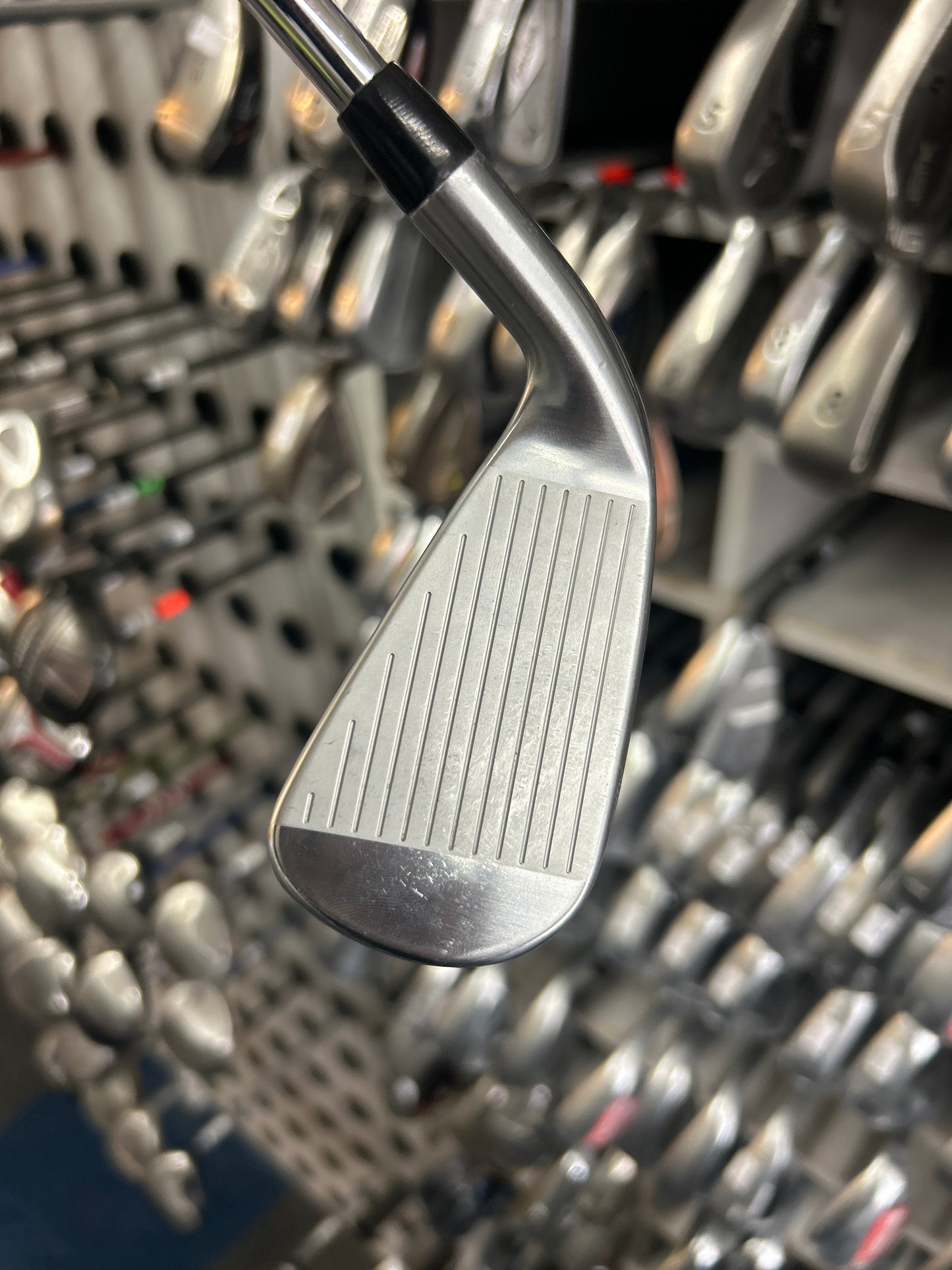 TITLEIST U505 4 IRON (STIFF FLEX)