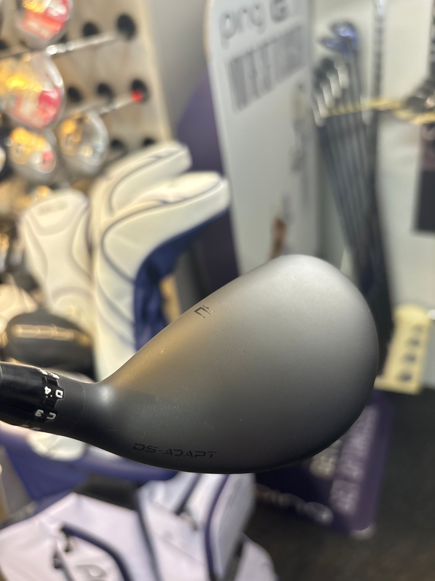 Cobra DS- ADAPT 4 Hybrid 21 Degree (LADIES FLEX)