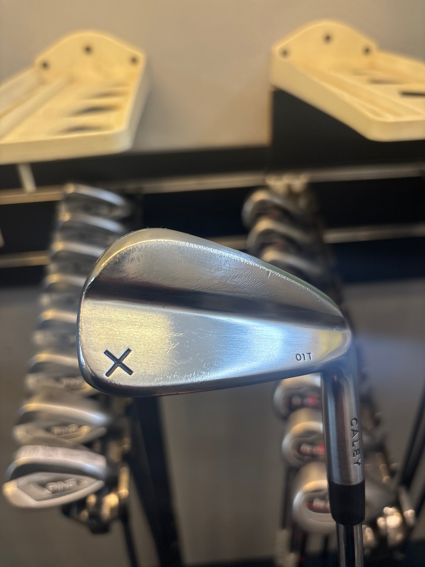 Caley 01T (4-PW REGULAR FLEX)