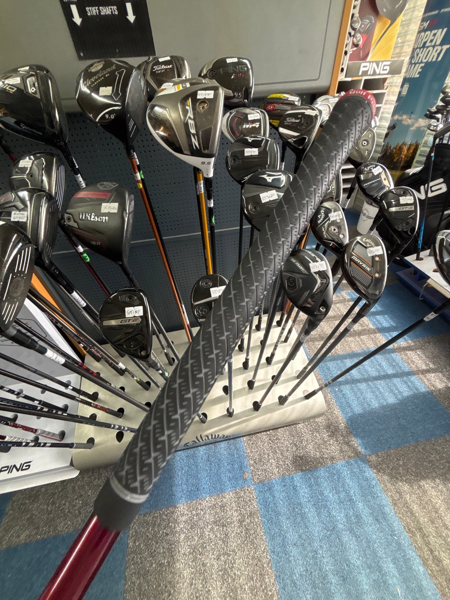 Taylormade Stealth 2/3 15 Degree Wood (STIFF FLEX)