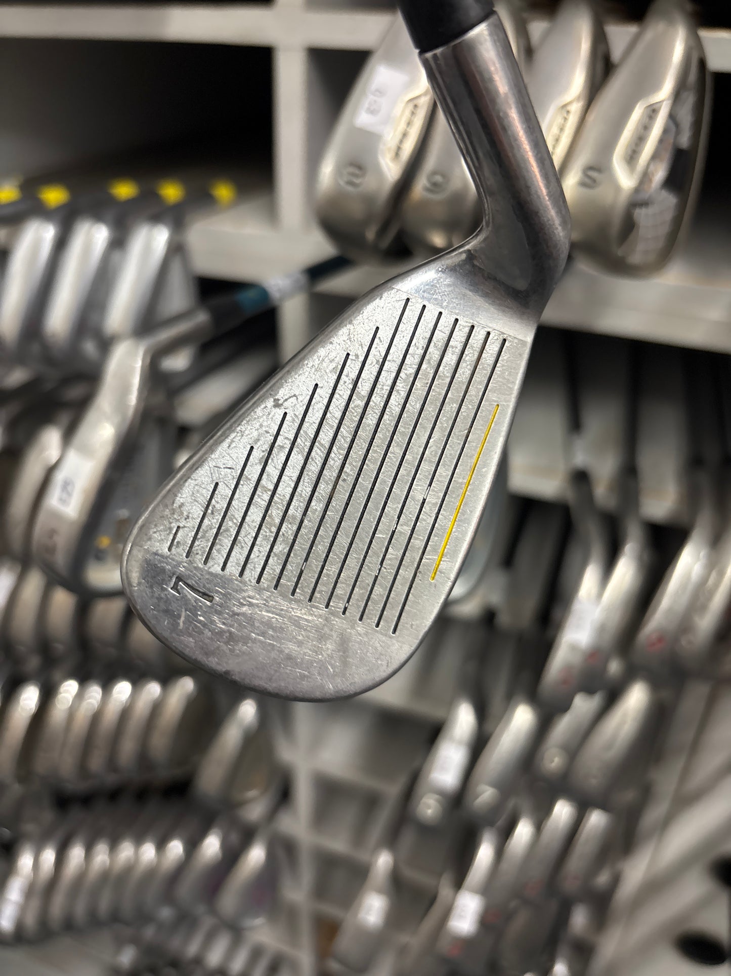 MITSUSHIBA SUPER SERIES STEEL HALF SET (5,7,9,SW) (Regular GRAPHITE Flex)