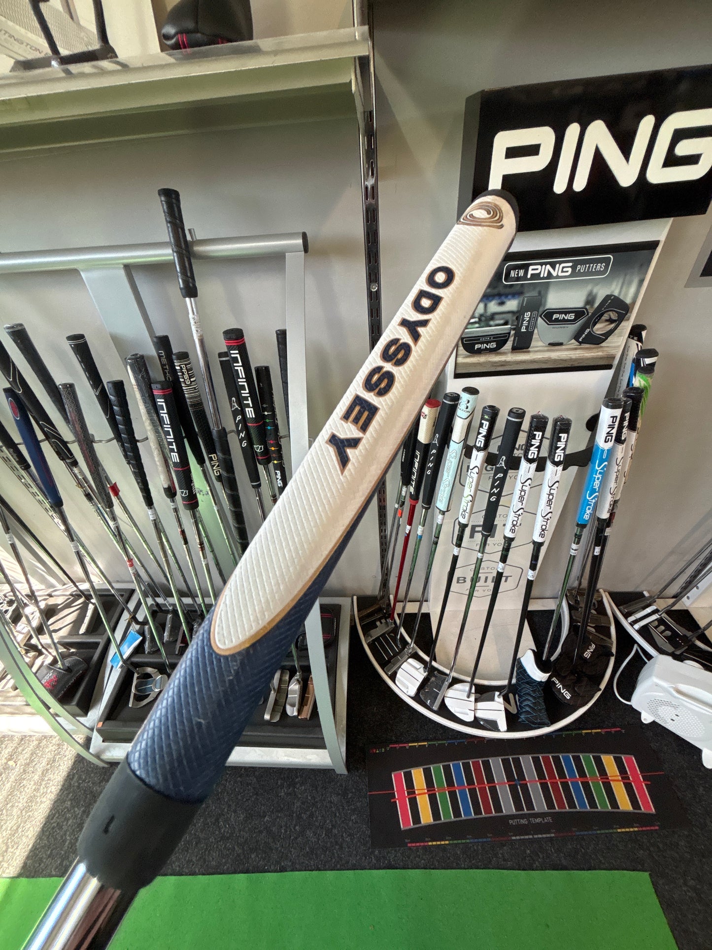 ODYSSEY AI ONE SEVEN T DB (34”)