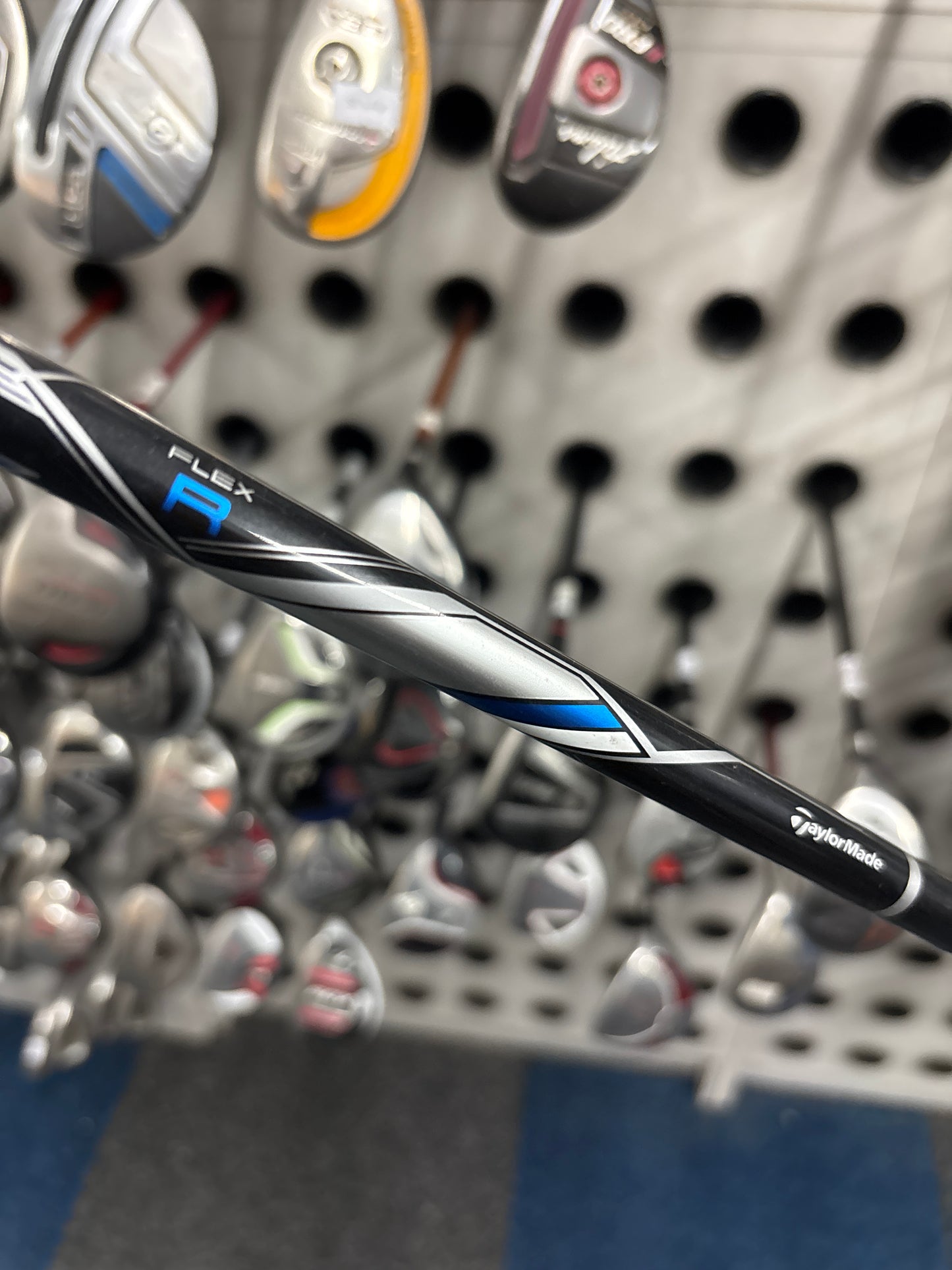 TaylorMade JetSpeed (4 Hybrid Regular FLEX)