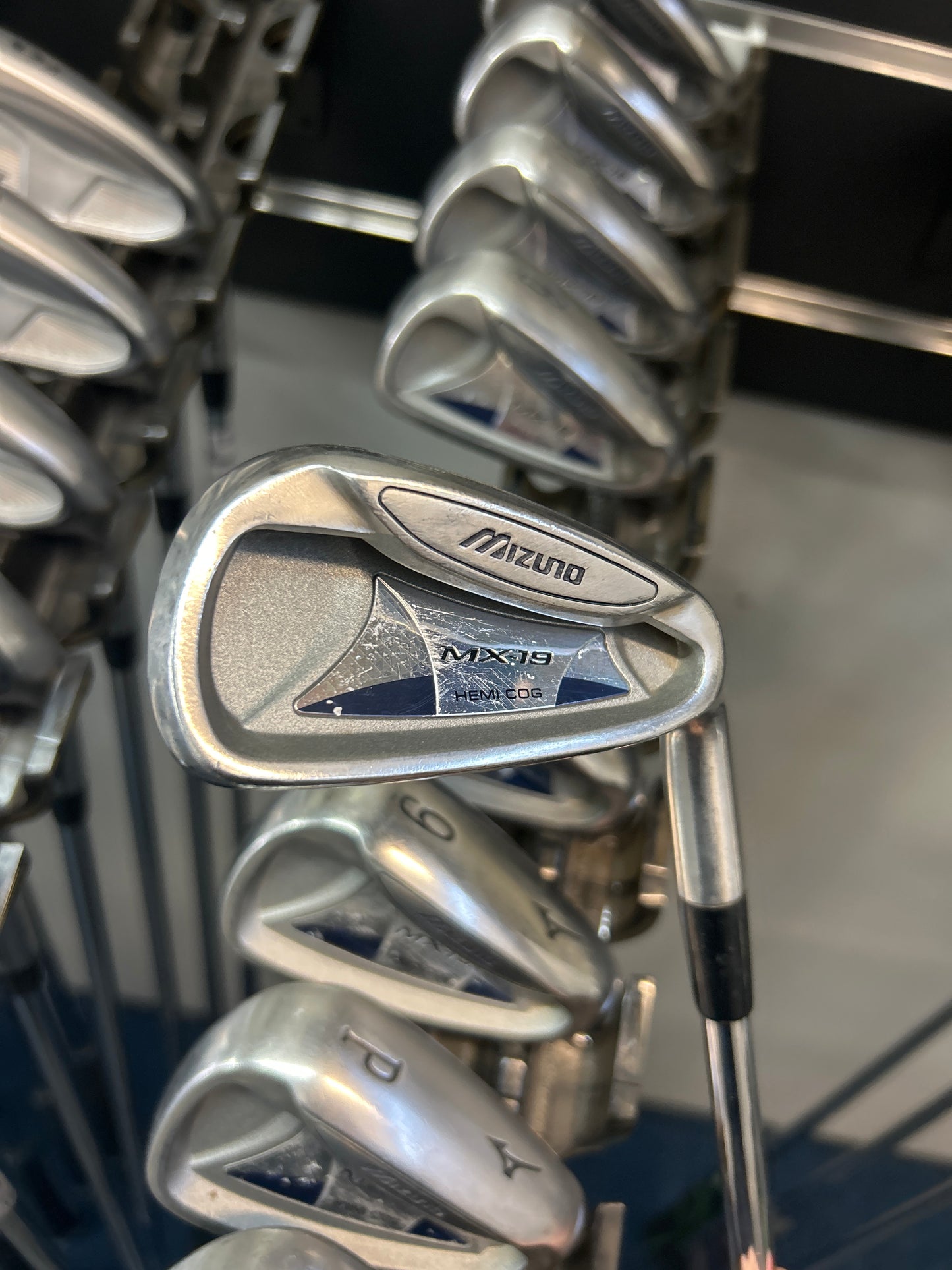 MIZUNO MX-19 (3-PW+SW, REGULAR FLEX)