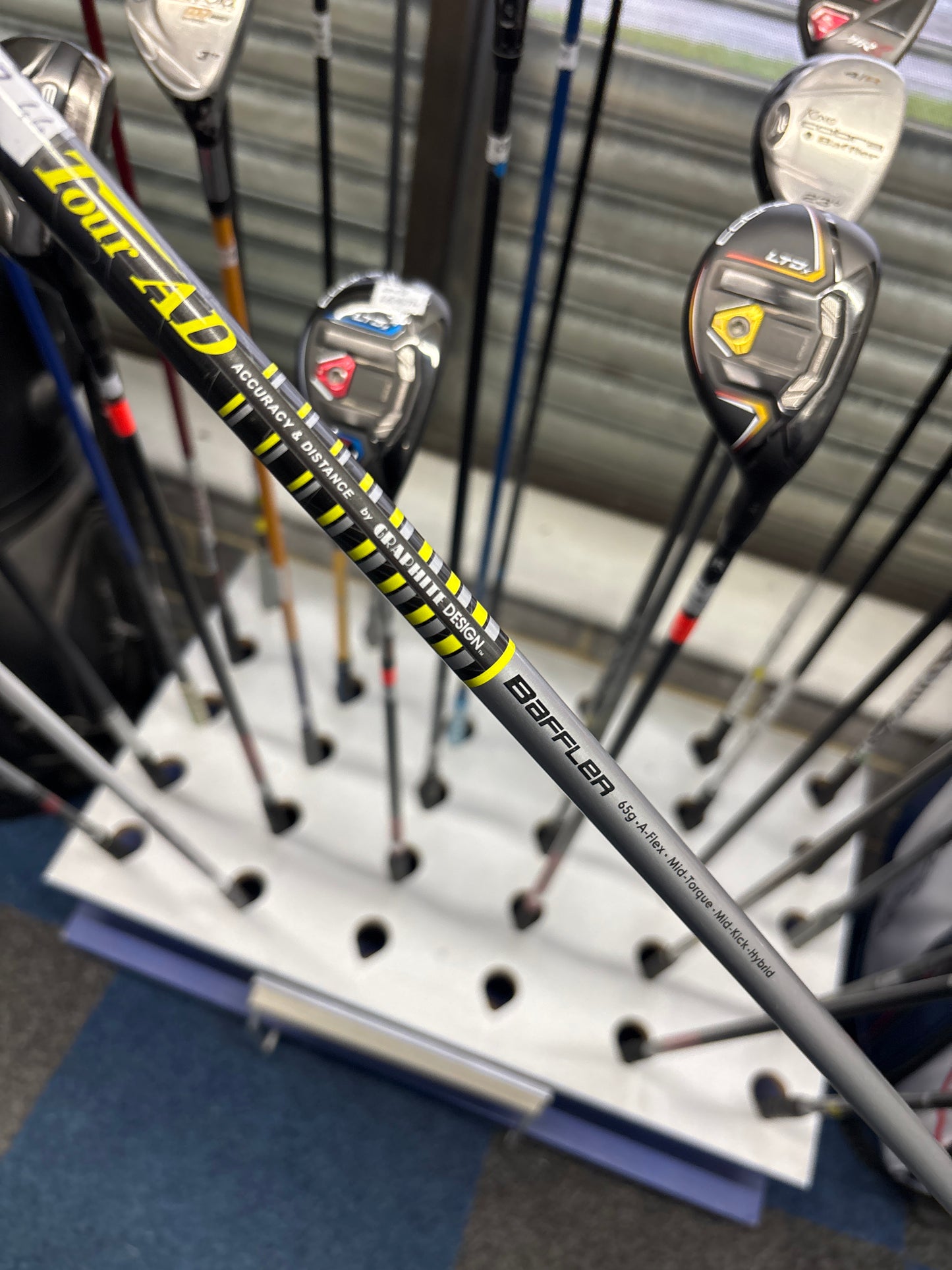 Cobra Baffler T-Rail 4 HYBRID 22 Degree (Soft Regular FLEX)