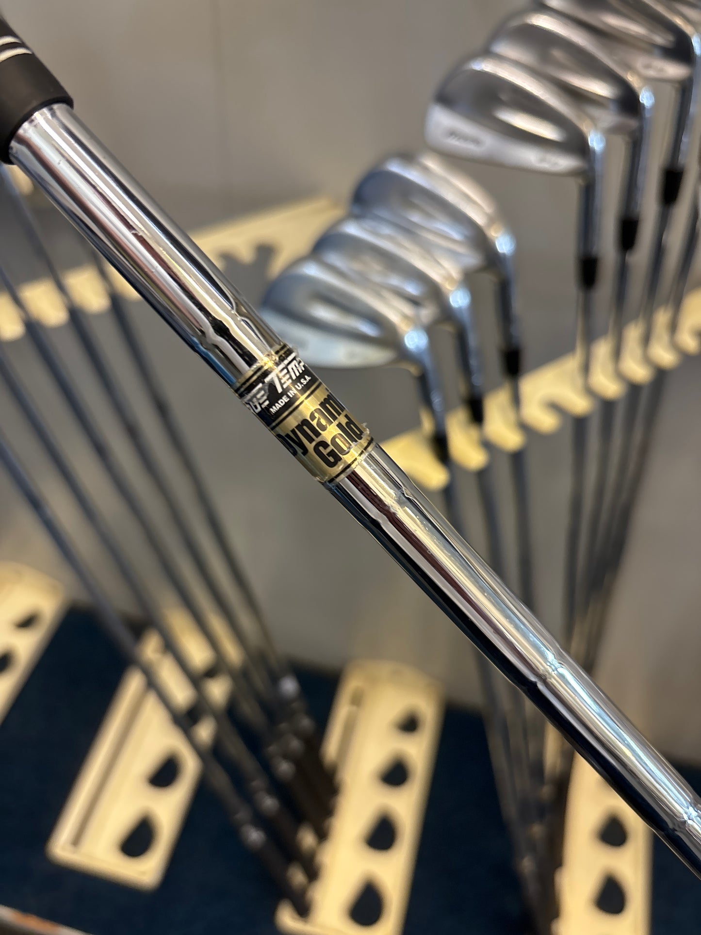 Mizuno MP-67 (3-PW) (STIFF FLEX)