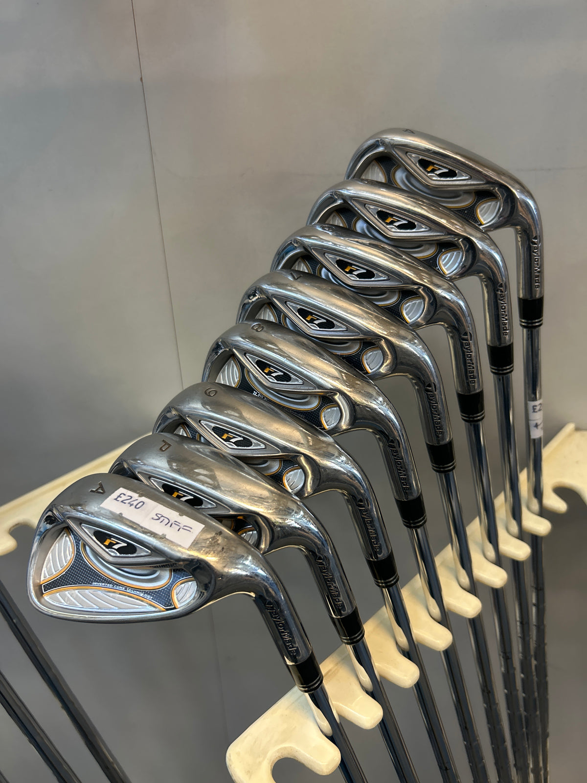 TAYLORMADE R7 (4-PW+AW) (STIFF FLEX)