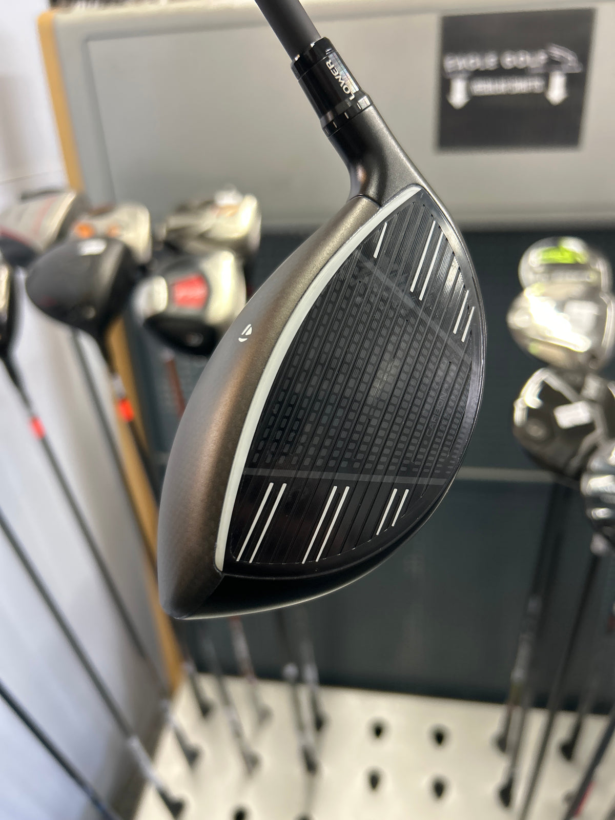Taylormade QI4D MAX 10.5 DEGREE (REGULAR FLEX) (Available in store Only or Please Call 0113 2485851)