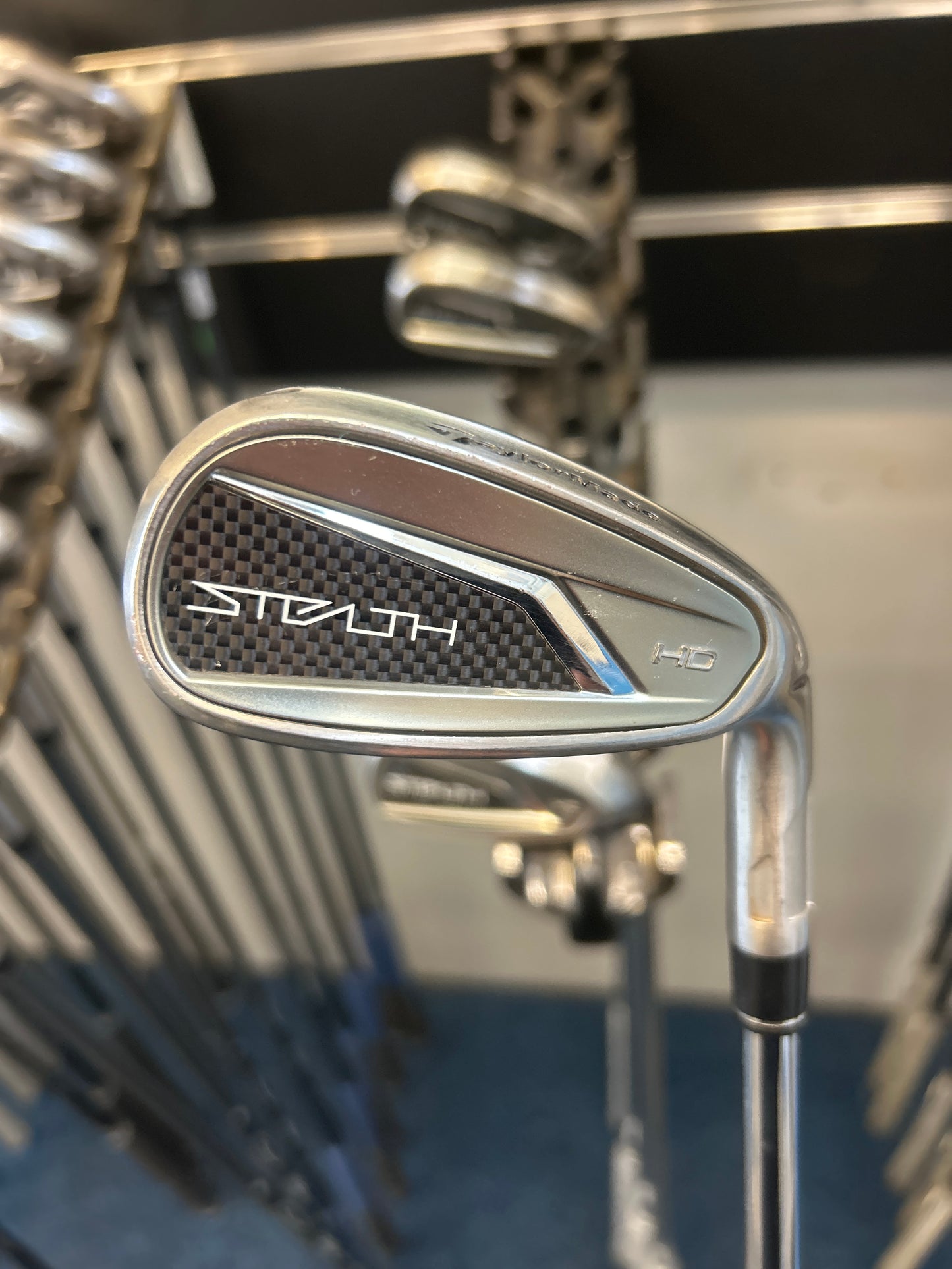 TaylorMade STEALTH HD (6-PW+GAP) (REGULAR FLEX)