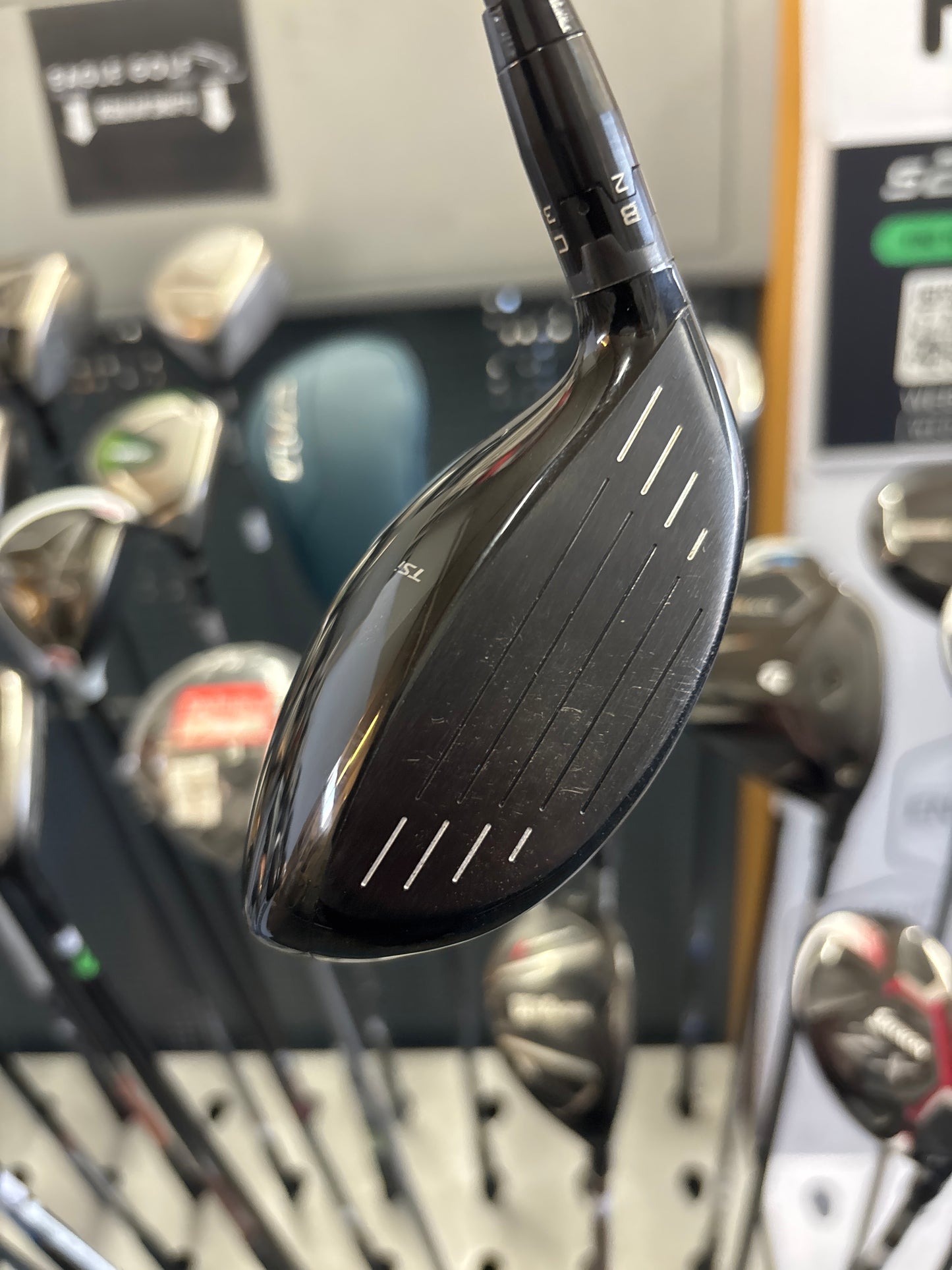 TITLEIST TSI2 15 DEGREE 3 WOOD (REGULAR FLEX)