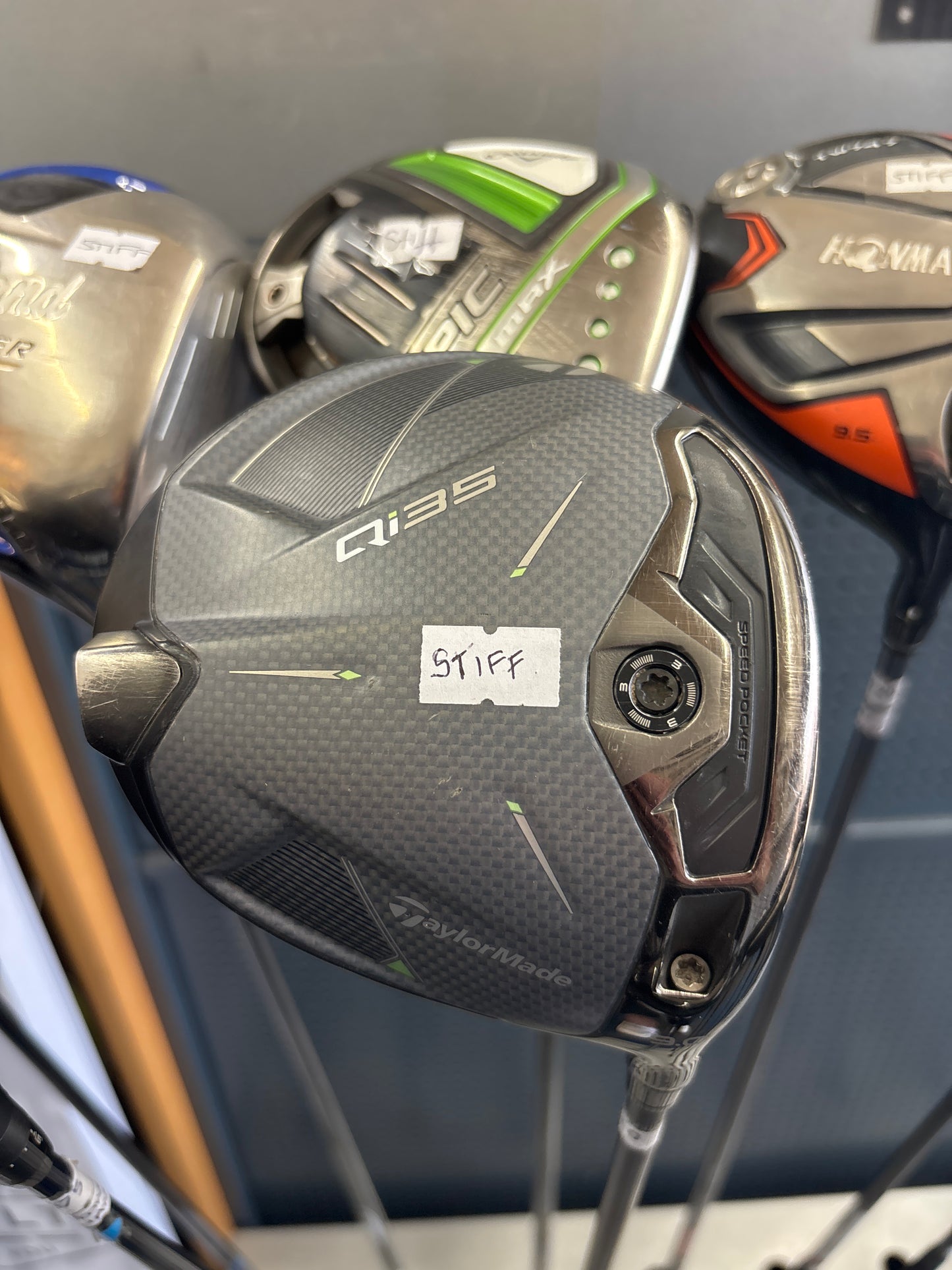 TAYLORMADE QI35 9.0 DEGREE (STIFF FLEX)