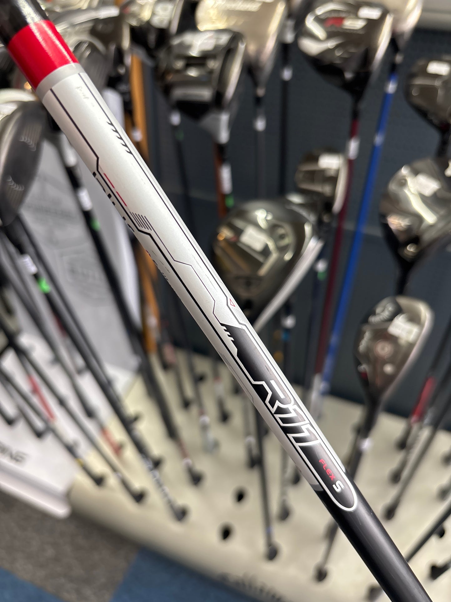 Taylormade R11 9” DEGREE (STIFF FLEX)