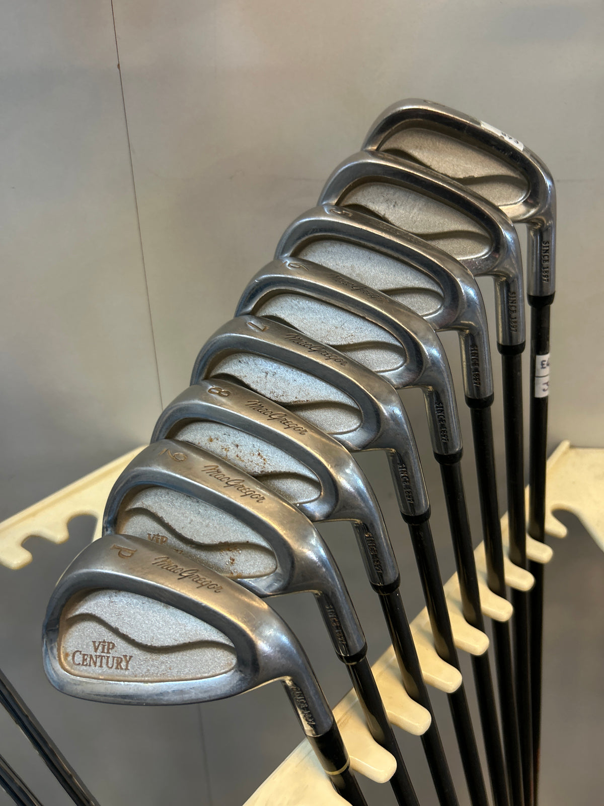 Macgregor VIP CENTURY (3-PW) (Regular Graphite Flex)