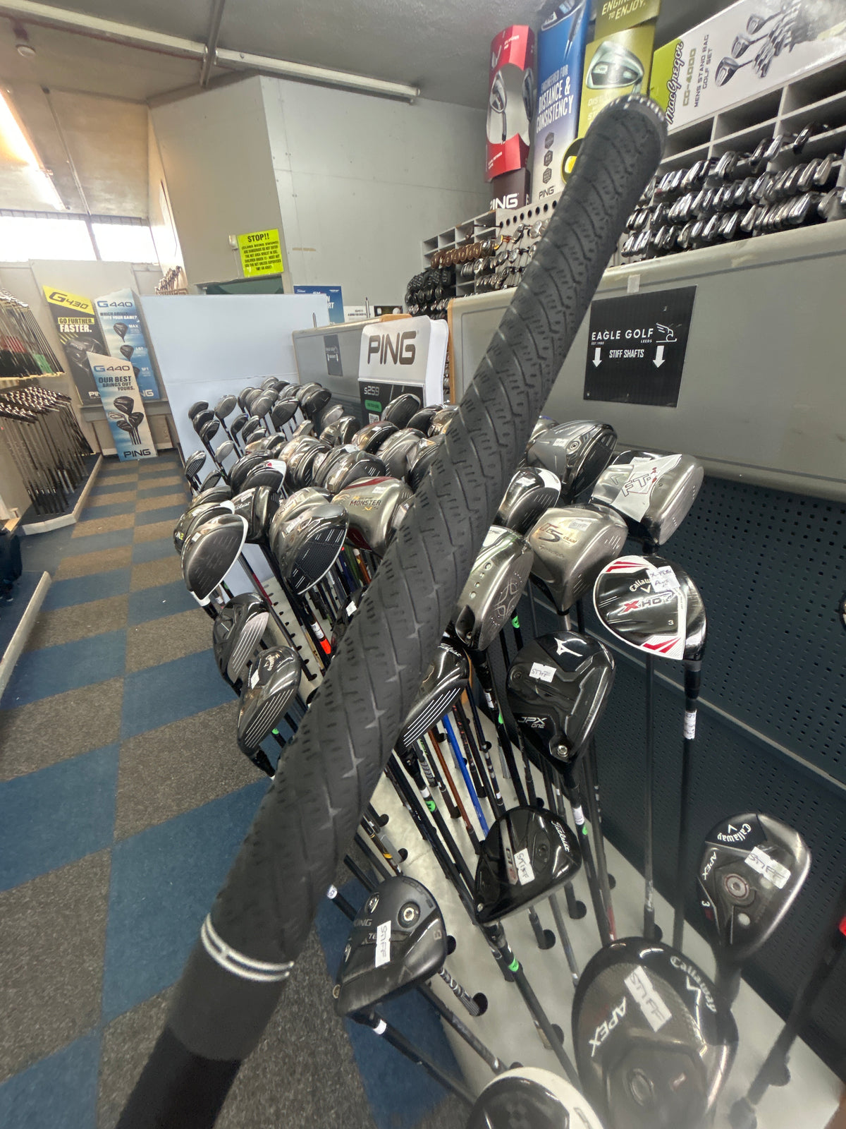 Taylormade QI4D 9.0 DEGREE (STIFF FLEX)