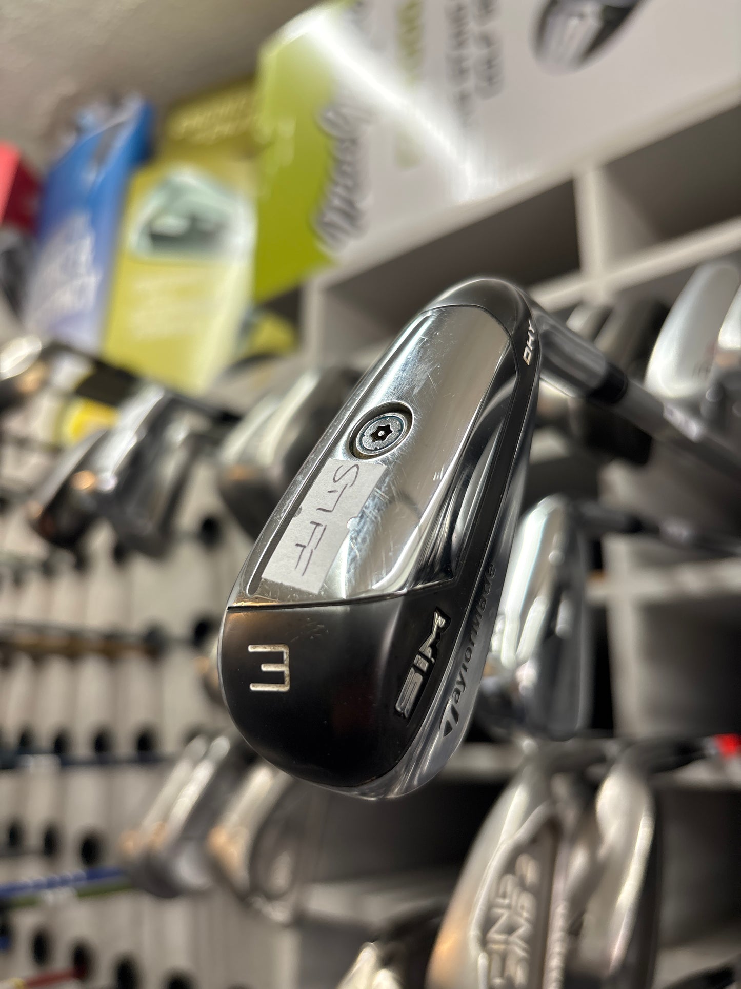 TaylorMade SIM DHY 3 IRON (STIFF FLEX)