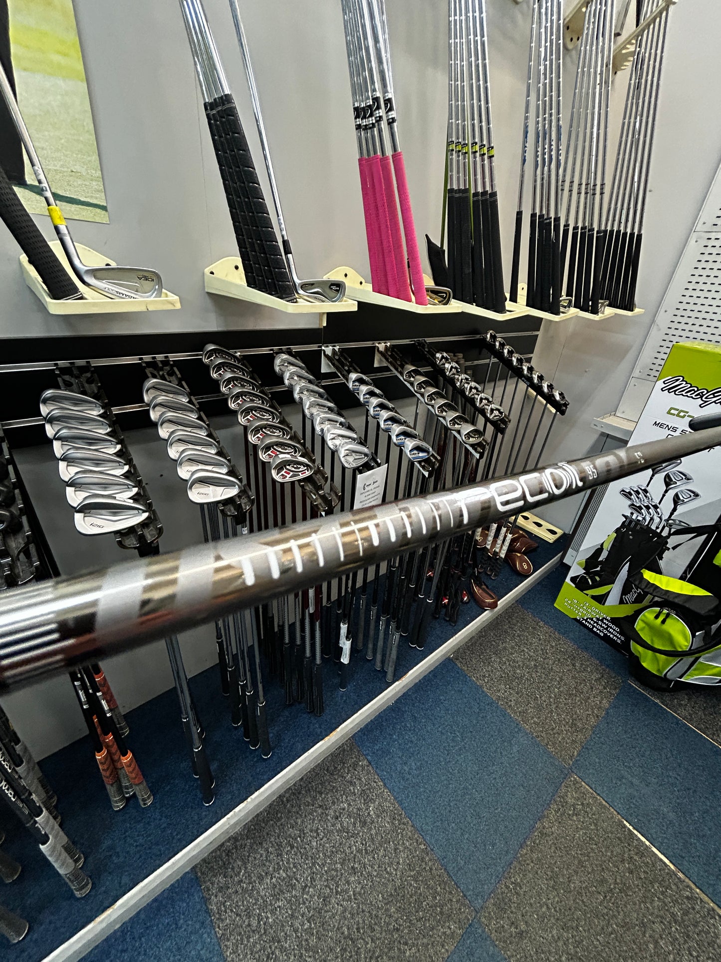 MIZUNO 919 HOT METAL/PRO COMBINE SET (5- PW GRAPHITE HEAVY REGULAR FLEX)